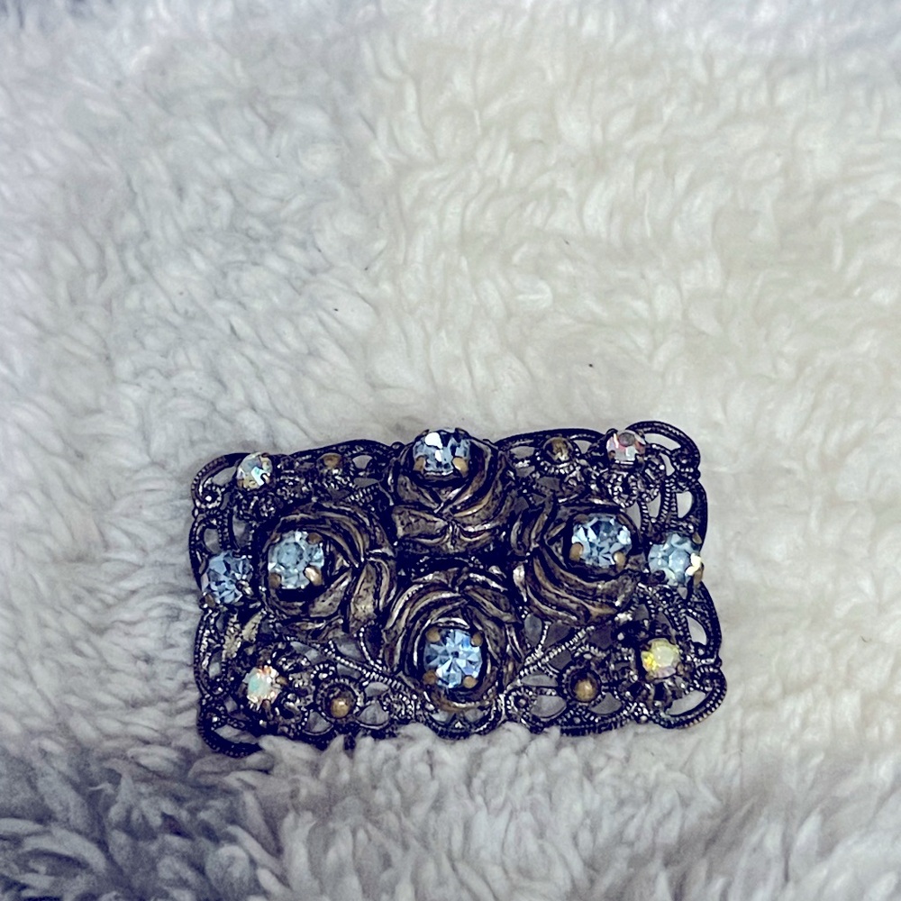 Antique filigr  rose
Brooch, silver tone hardware ,Aurora Borealis  crystals